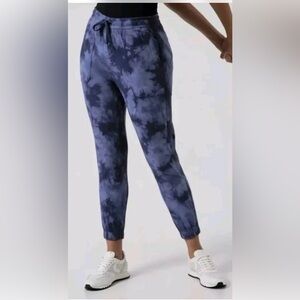 Athleta Farallon Jogger Crystal Dye Blue Women's Small Tie dye Pant